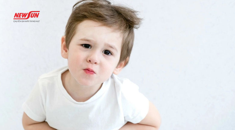 Tác dụng phụ của hạt mắc ca là gì? 4 nhóm người không nên ăn tác dụng phụ của hạt mắc ca, trẻ em