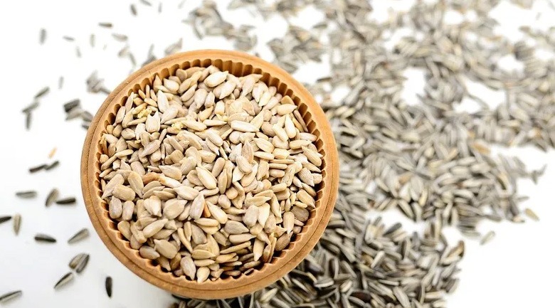 ăn nhiều hạt hướng dương có sao không, năng lượng